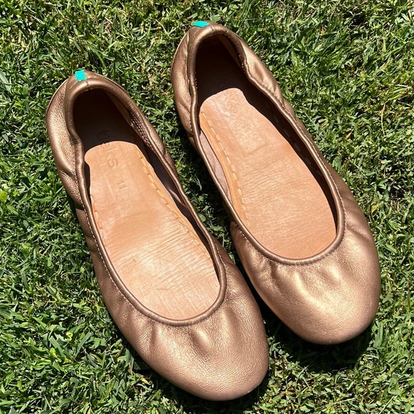 Tieks by Gavrieli Metallic Bronze Leather Ballet Flat Size 11 GUC - Picture 1 of 12